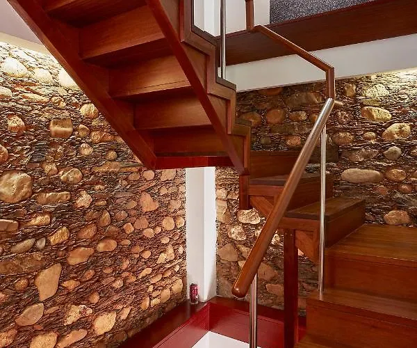 Casa Da Pedra Rolada *